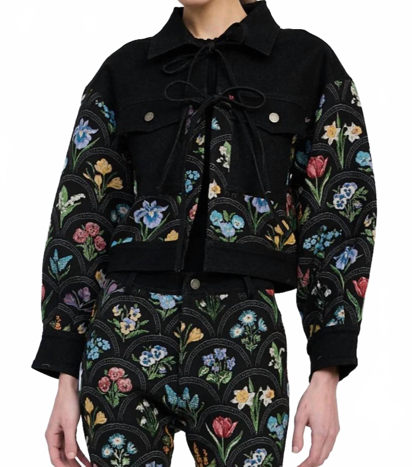 

Дафни Куртка в черном мульти En Saison