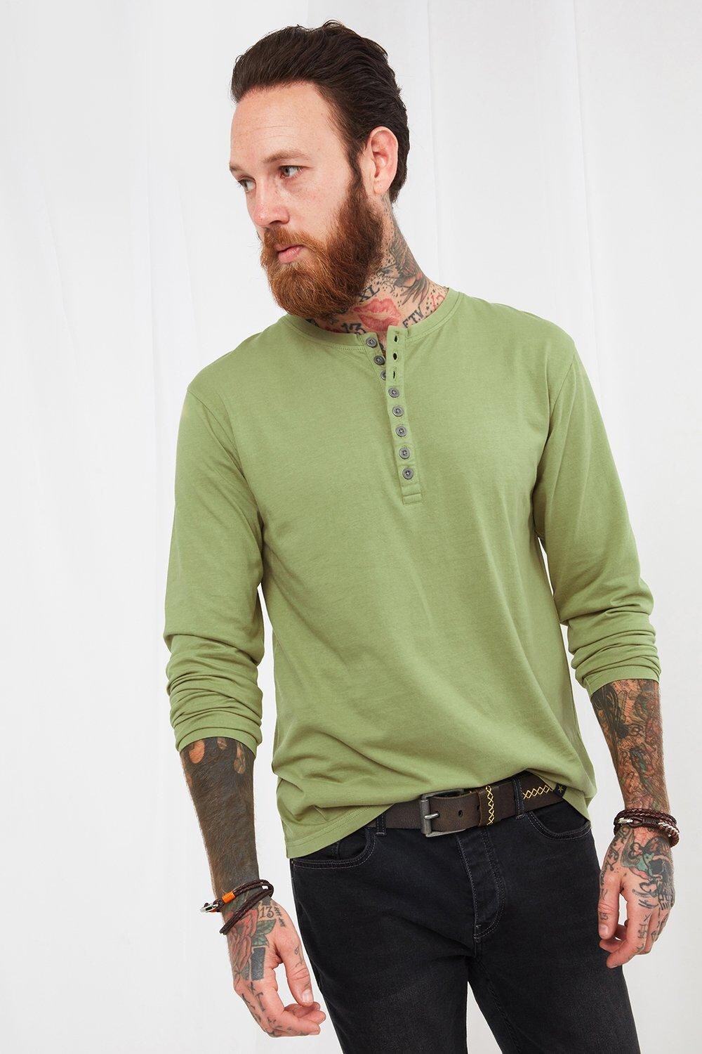 

Классическая футболка Henley с длинными рукавами на пуговицах Joe Browns, хаки