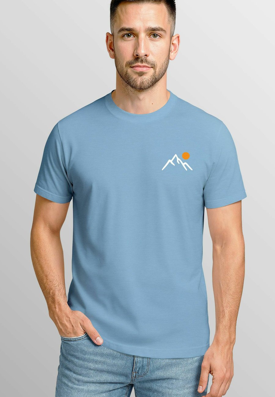 

Футболка Neverless MIT BERGMOTIV MINIMALISTISCHES OUTDOOR GRAFIK, Stone Blue/Light Blue, Синий, Футболка Neverless MIT BERGMOTIV MINIMALISTISCHES OUTDOOR GRAFIK, Stone Blue/Light Blue