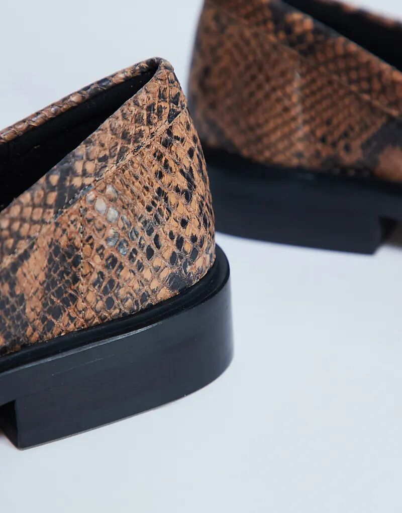 Лоферы Topshop Premium Clover из натуральной кожи с рюшами и принтом змеи — фото 4