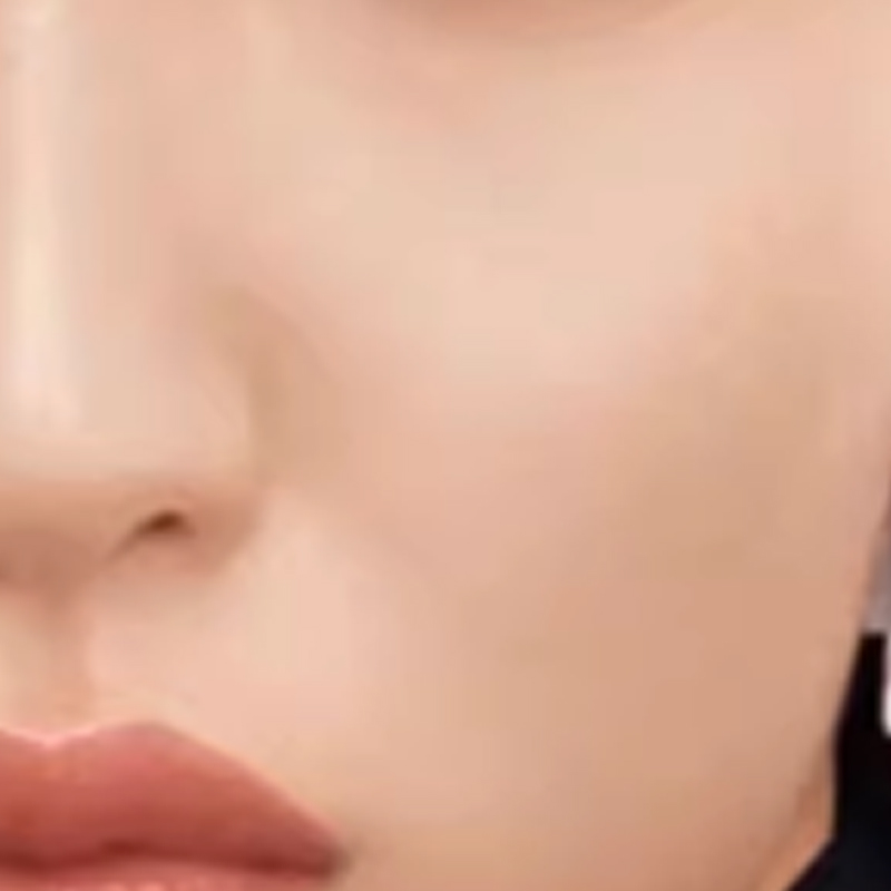 Givenchy Черный золотой принт питона Limited Edition Star Soft Light Air Cushions тонирующая кожа натуральный — фото 3