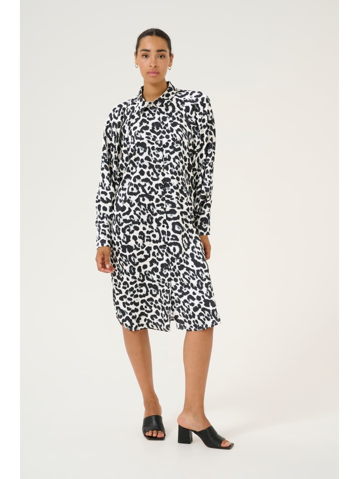 

Платье KAroxy свободного кроя в цвете Белый/Черный леопард. Kaffe