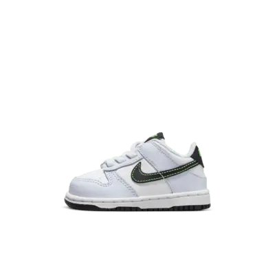 

Кроссовки Nike Dunk Low, цвет White/Football Grey/Green Strike/Black
