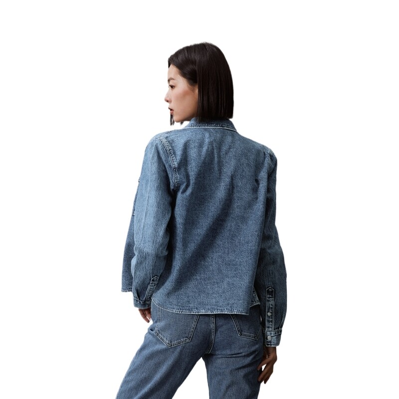 Женская рубашка Calvin Klein, цвет 1A4 - Denim Light Blue — фото 4
