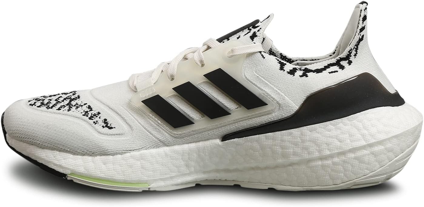 Мужские беговые кроссовки adidas Ultraboost 22, черный — фото 3