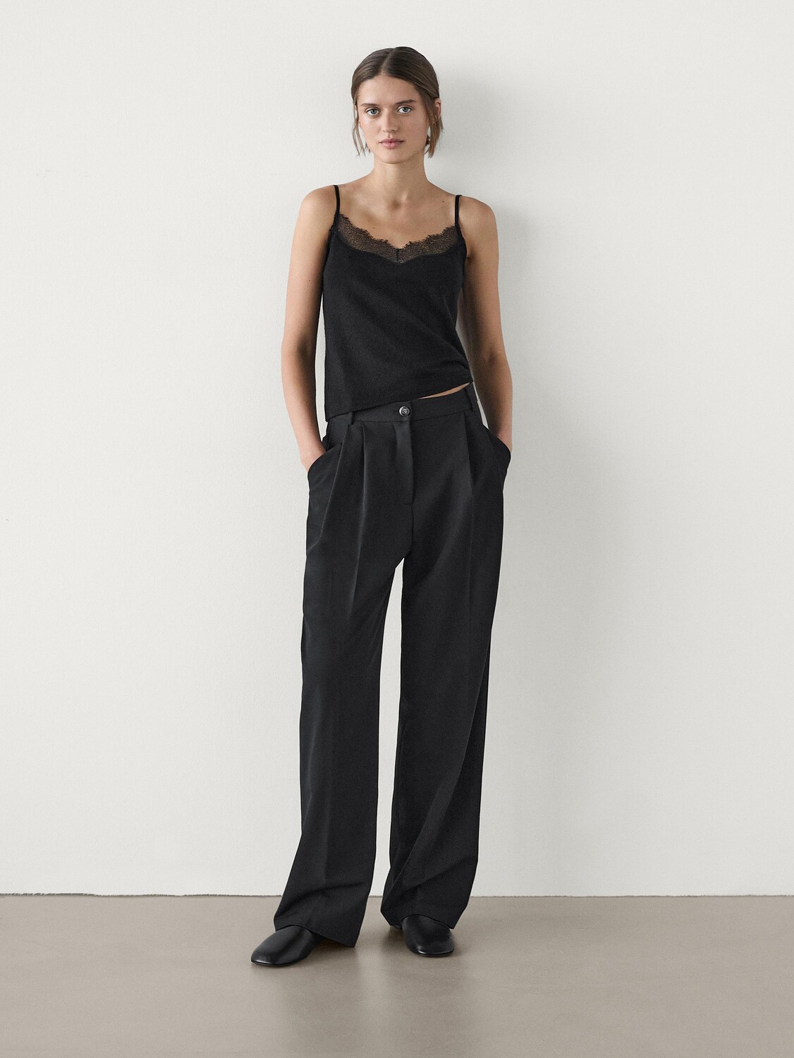 

Топ-Комбинезон с кружевной отделкой Massimo Dutti, черный
