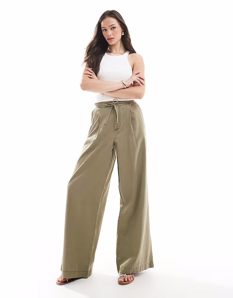 

Мягкие широкие брюки ASOS DESIGN Tall цвета стираного хаки