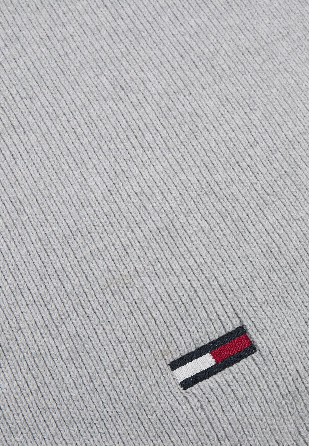 

Шарф ELONGATED FLAG SCARF Tommy Hilfiger, светло-серый