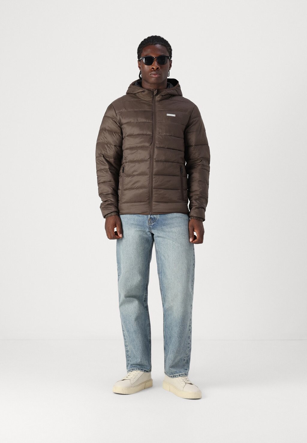 

Легкая куртка JJVINCENT PUFFER HOOD Jack & Jones, коричневый