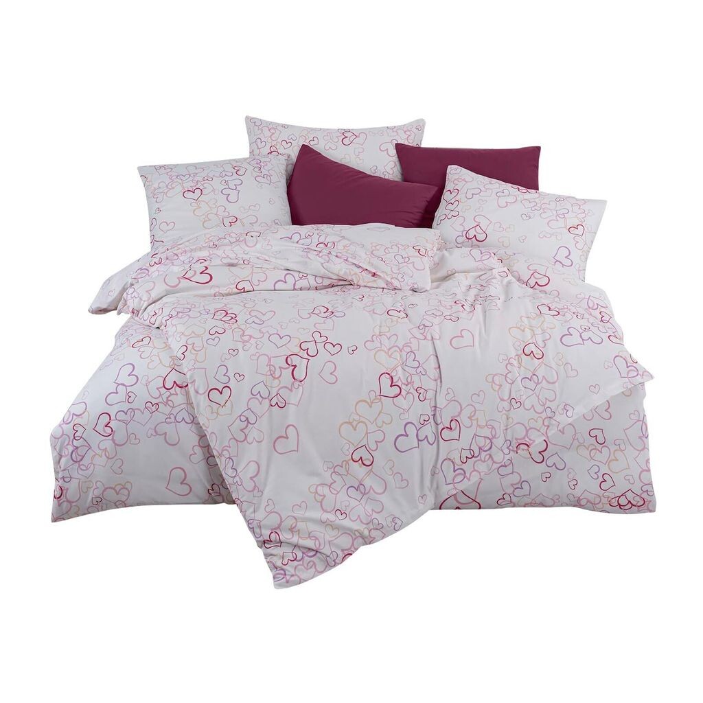 

Постельное белье Dream Sleep Amore 155х220 см + 80х80 см Traumschlaf