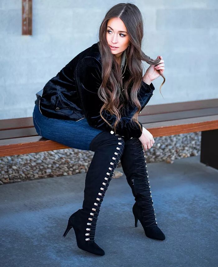 Женские ботильоны Trill Wide Calf со шнуровкой выше колена Journee Collection, черный — фото 4