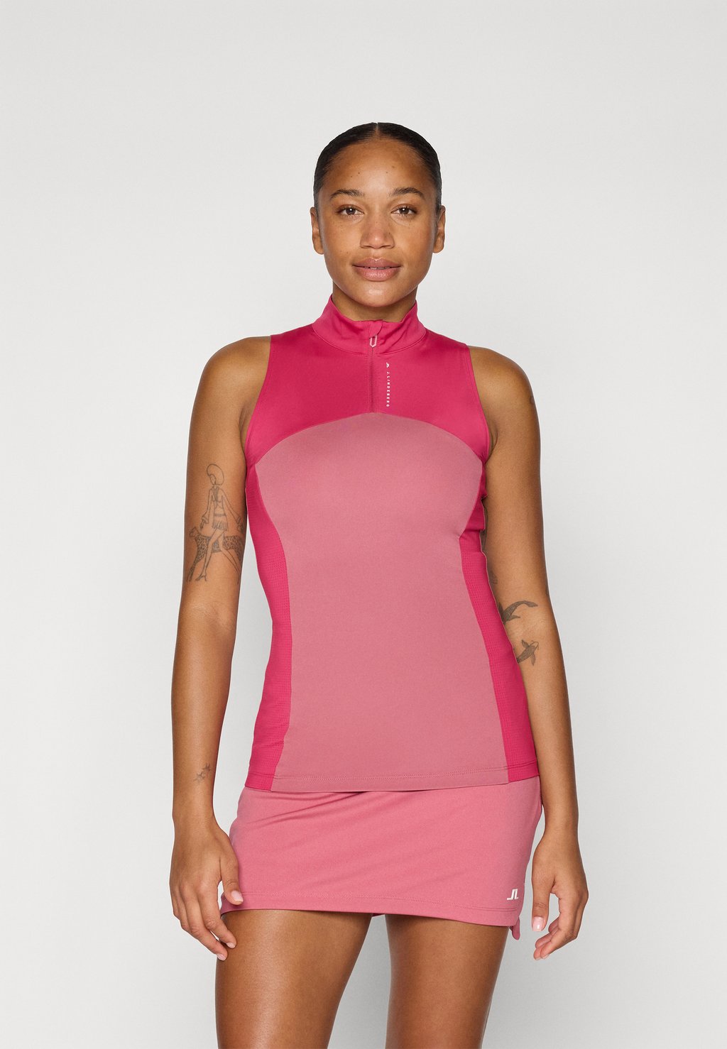 

Топ TIANA SLEEVELESS J.LINDEBERG Sports, бургундия