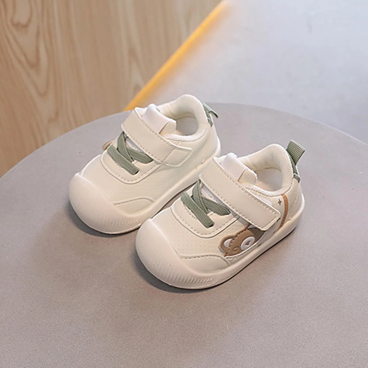 Детские кроссовки для мальчиков с принтом животных First Walking Shoes, Green — фото 2