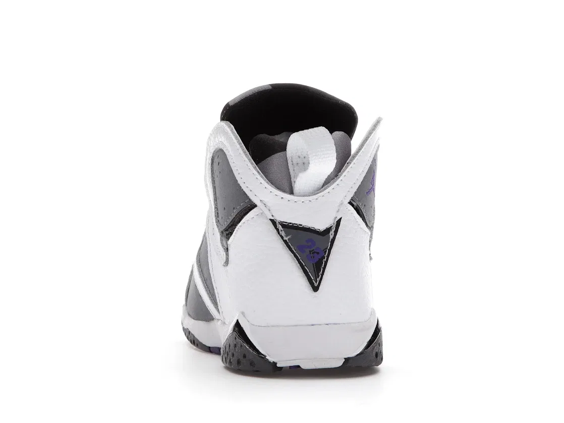 Детские кроссовки с ретро-дизайном Jordan 7 Retro Jordan, White/Flint Grey-Black-Varsity Purple — фото 4