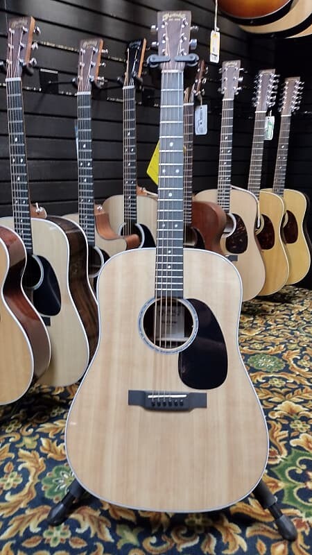

Серия Martin Road D-13E Зирикоте Road Series D-13E Ziricote