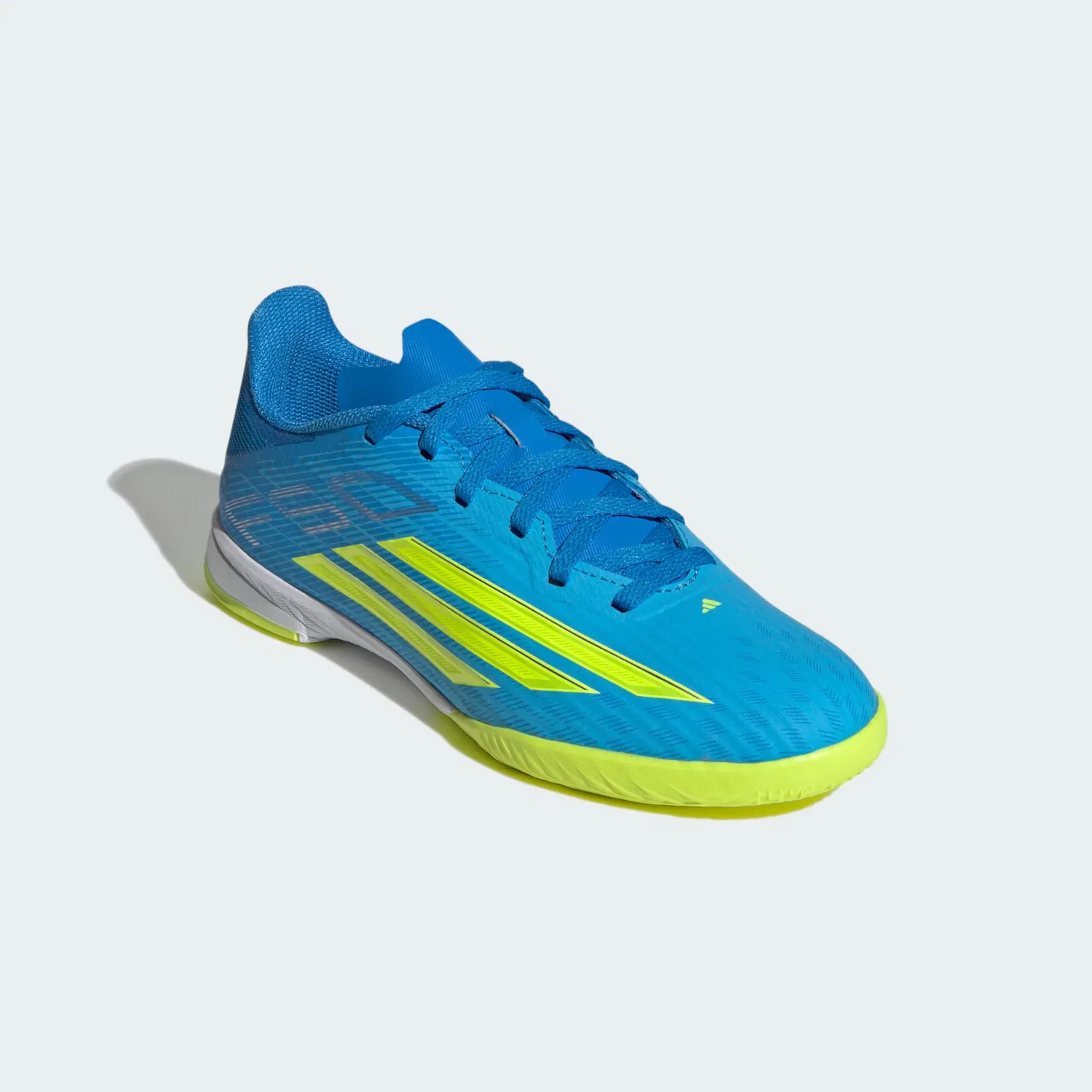 Спортивные кроссовки Adidas Performance F50 League в неоново-синем цвете — фото 4