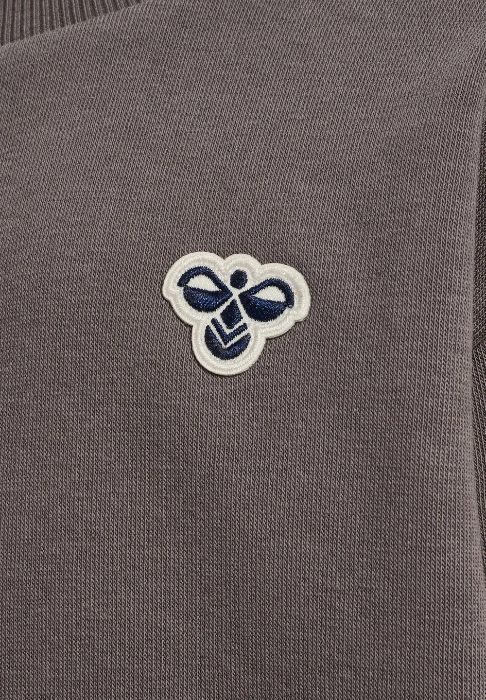 Hmlmini свободная толстовка с круглым вырезом и пчелиным принтом, унисекс Hummel, Dark Gull Gray — фото 3