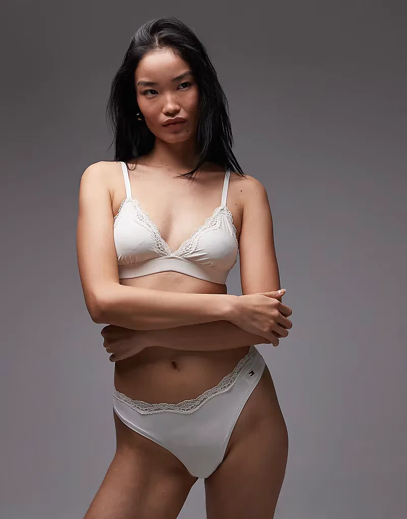 Бюстгальтер-треугольник без подкладки Tommy Hilfiger из микрофибры и кружева, белый — фото 3