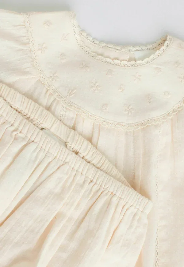 Комплект из топа и шорт с вышивкой Next white, белый — фото 4