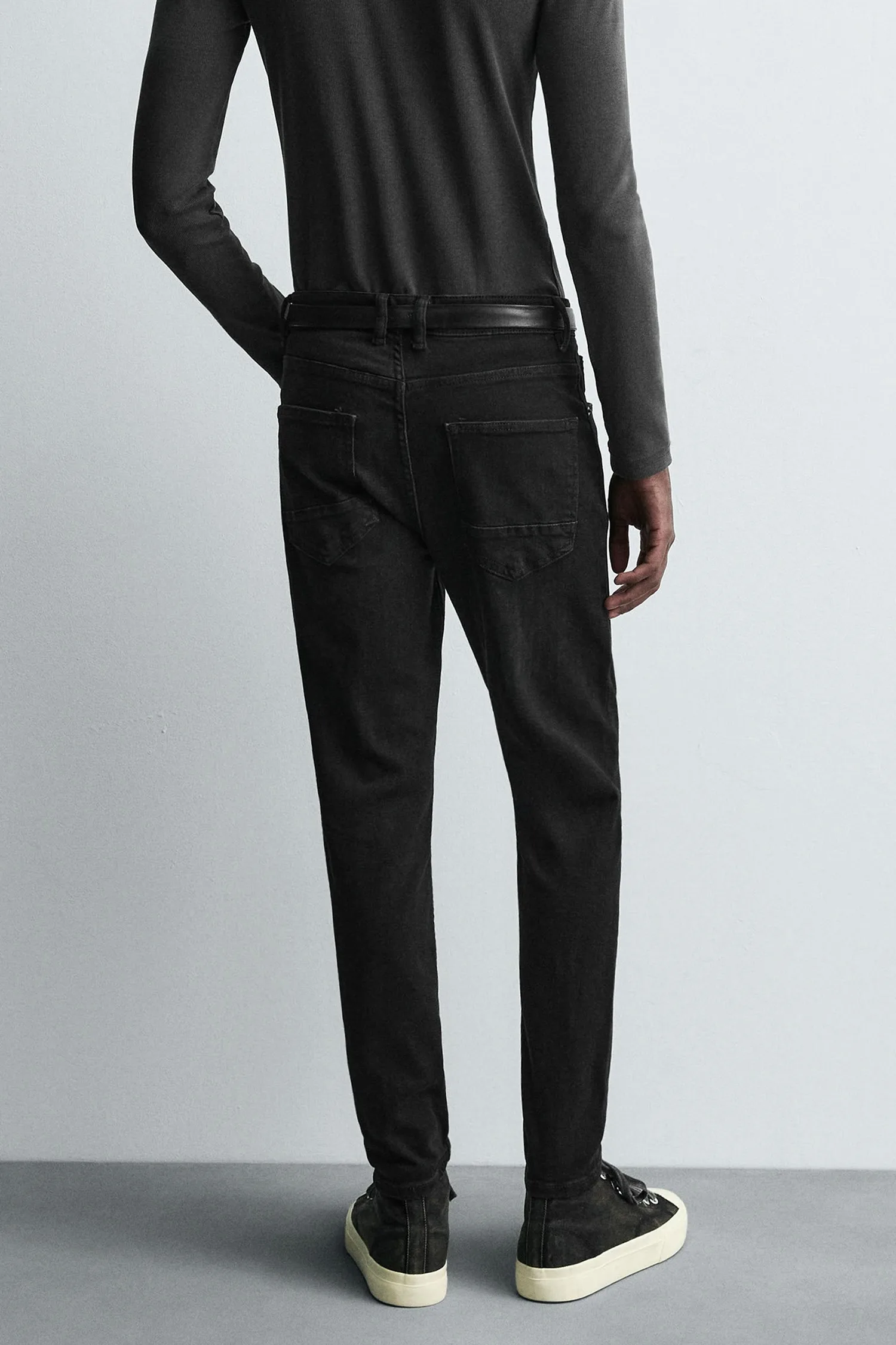 Узкие укороченные джинсы Zara, черный — фото 3