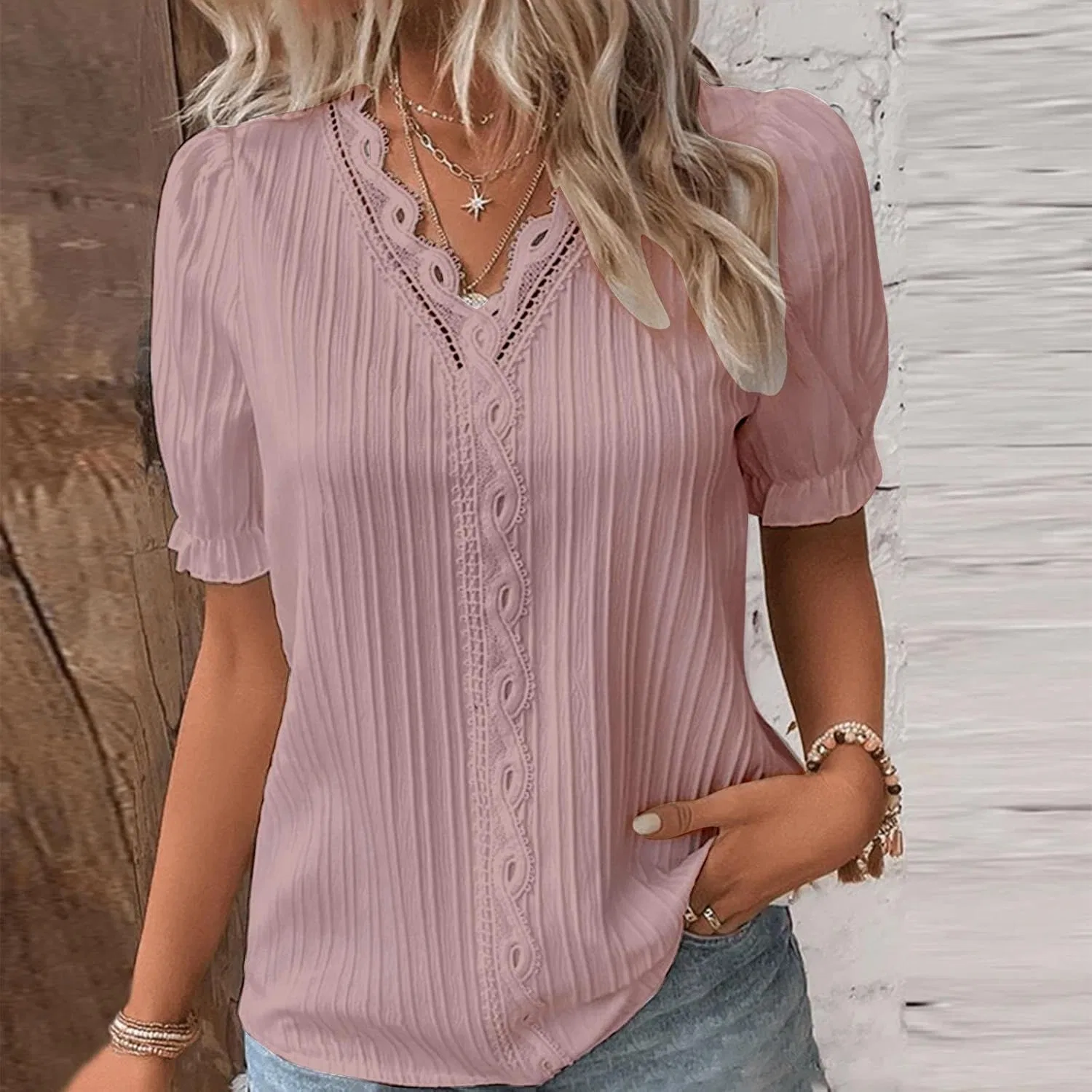Женская блузка с кружевом, модель Plain Lace, розовый — фото 2