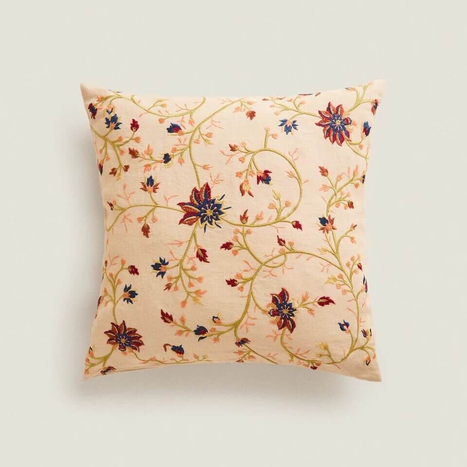 

Чехол на подушку Zara Home Cushion Cover With Floral, бежевый