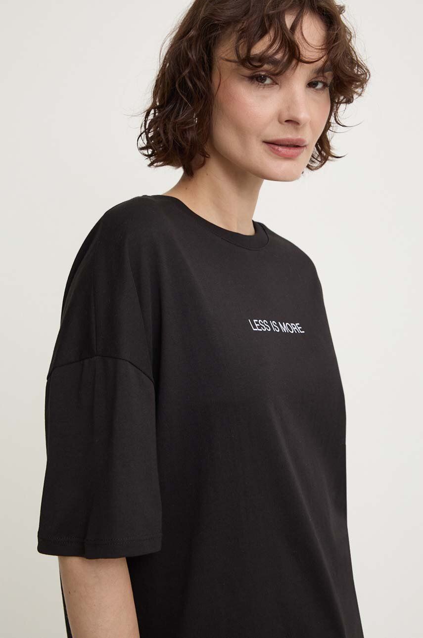 

Хлопковая футболка Answear Lab, черный