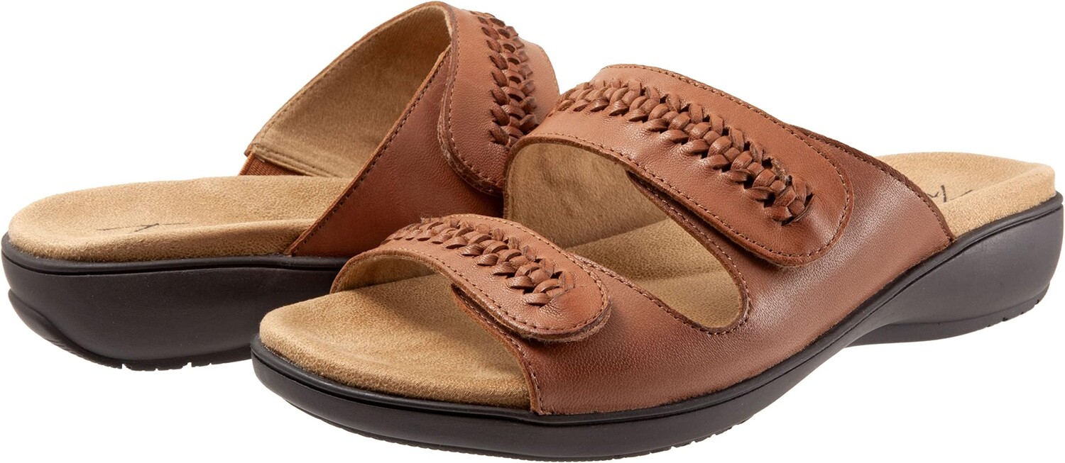 

Сандалии на плоской подошве Ruthie Woven Trotters, цвет Luggage