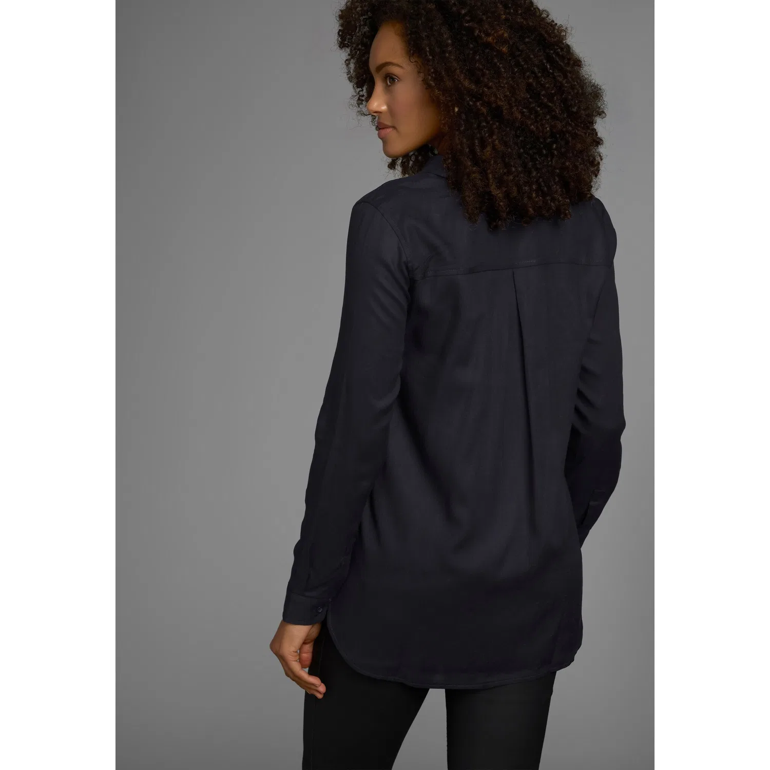 Женская длинная блузка свободного кроя OTTO products, Black — фото 3