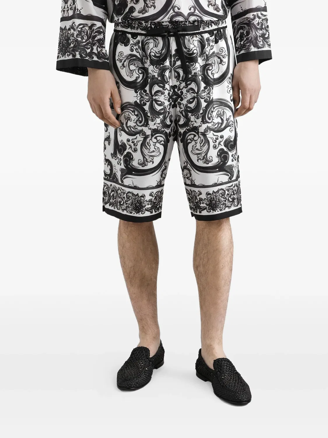 Шелковые бермуды с майоликовым принтом Dolce & Gabbana, белый — фото 2
