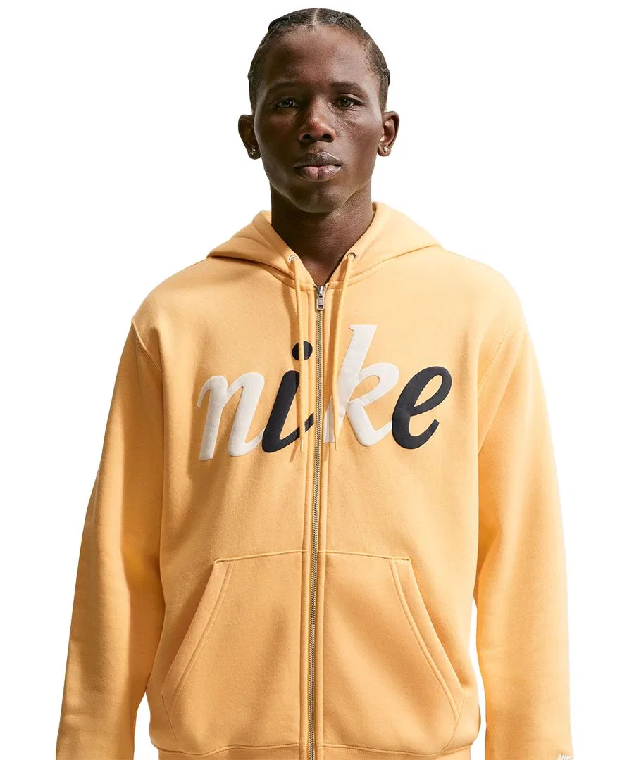 Худи Nike с релакс-посадкой, с капюшоном и принтом, Topaz Gold/ Sail — фото 2