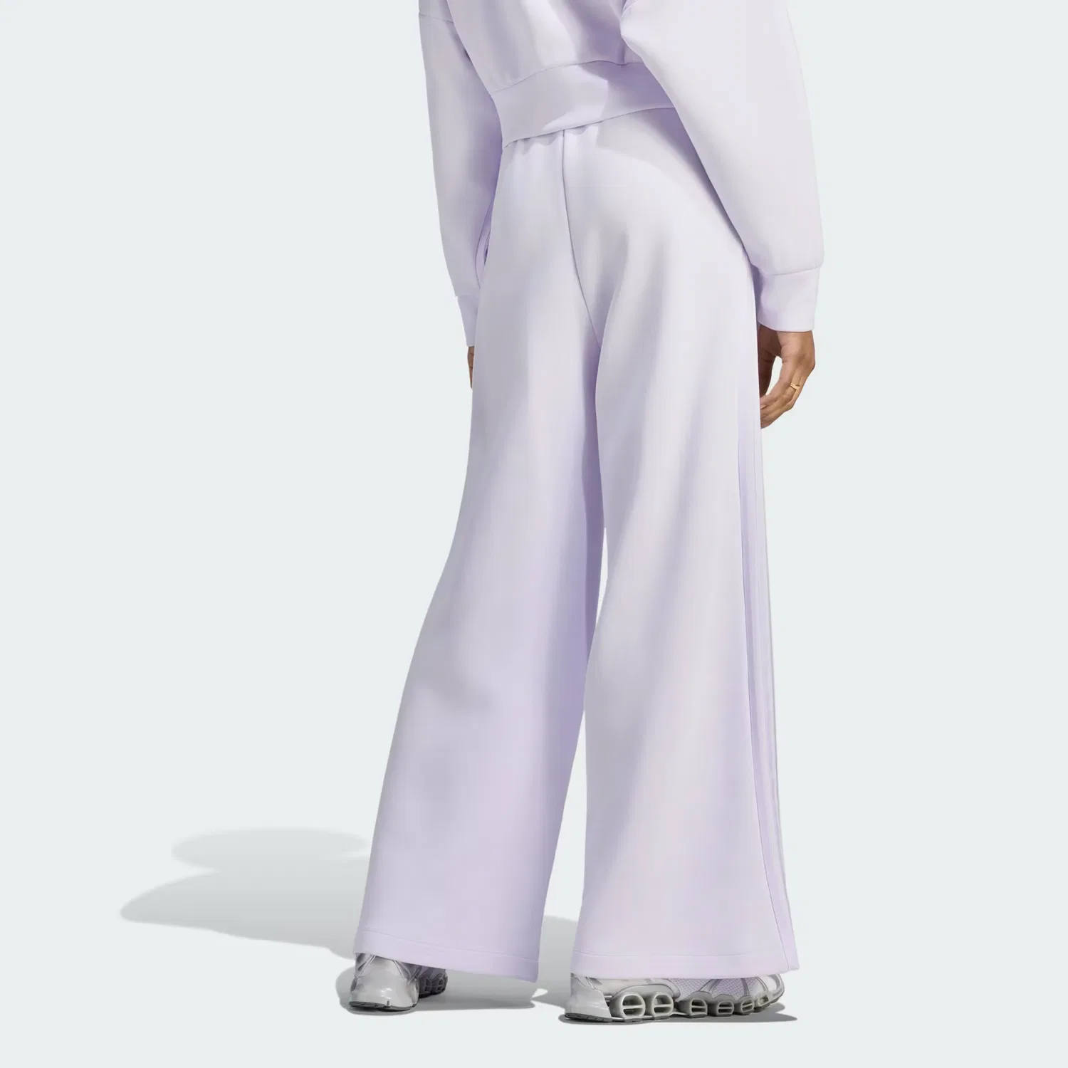 Женские спортивные брюки свободного кроя Spacer Trackpants Adidas Originals, Frozen Purple — фото 2