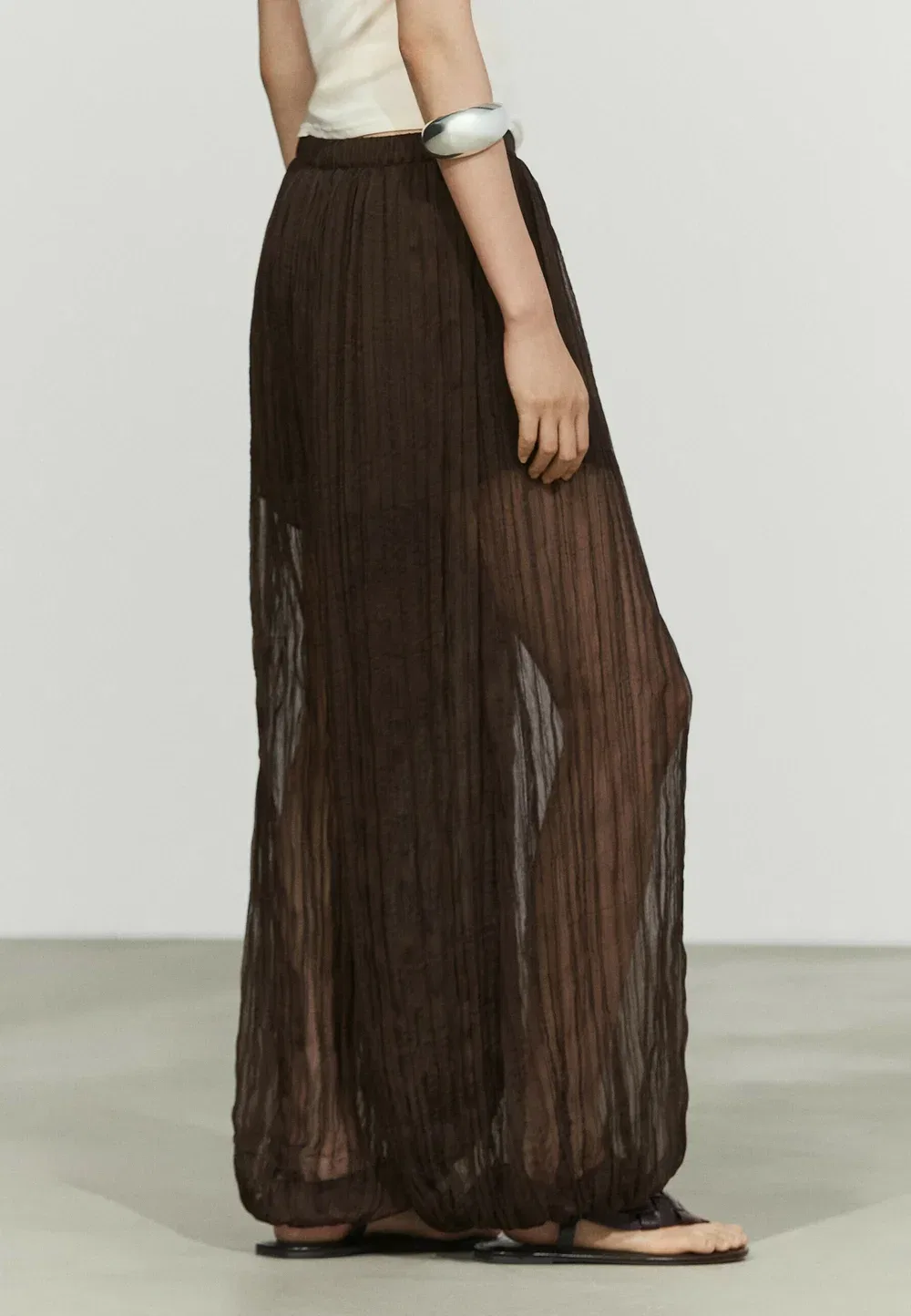 Образ в целом: струящиеся брюки Massimo Dutti, Dark Brown — фото 3
