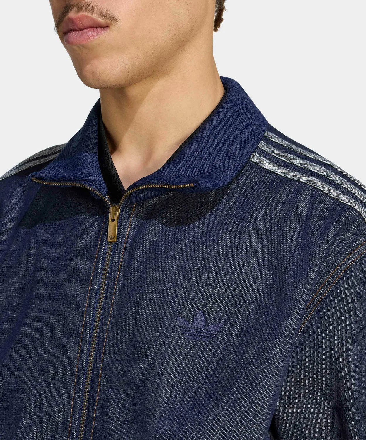 Мужская куртка свободного кроя с полной застежкой-молнией Firebird Adicolor Raw Denim Track Top Adidas, Blue — фото 4