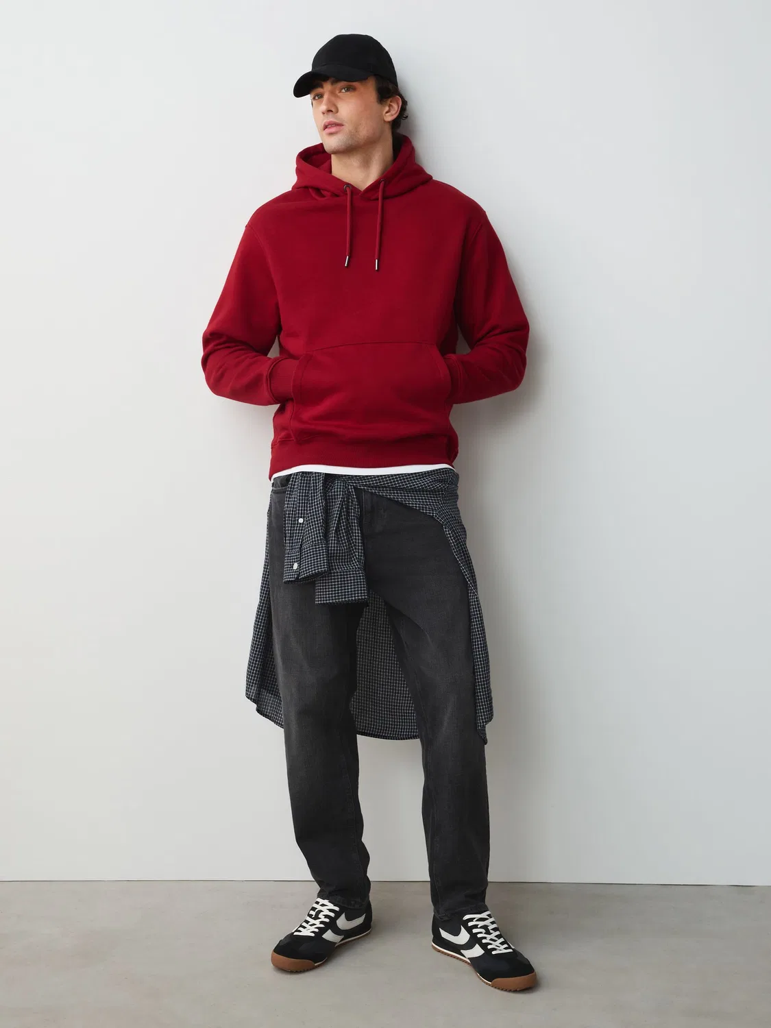 Джинсы классические Slim Fit, модель Washed Black Crosshatch Next, вымытый черный с крестообразным переплетением — фото 2