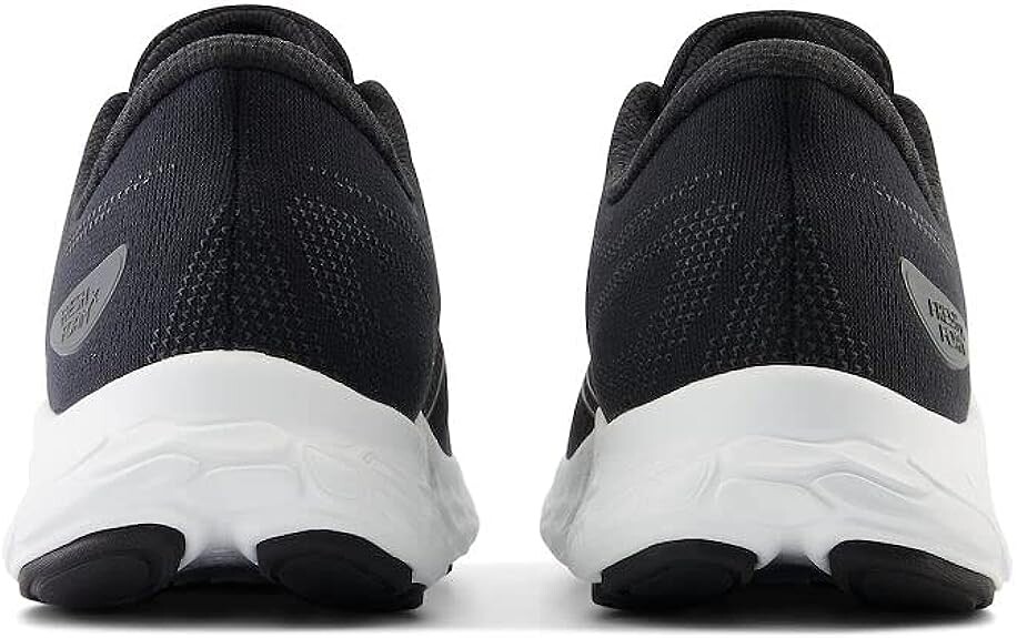 Мужские беговые кроссовки New Balance Fresh Foam X Embar V1, черный/черный металлик — фото 4