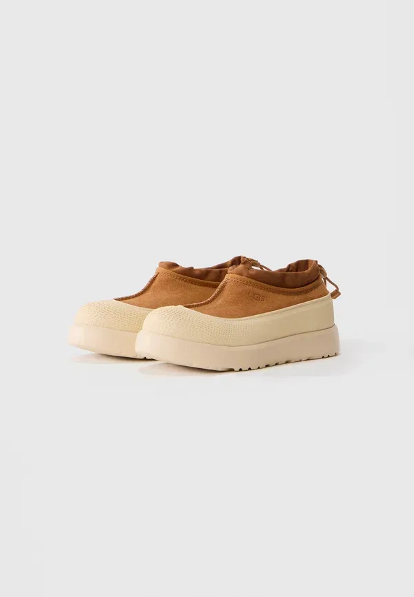 Ботинки на платформе Tasman Ugg, Chestnut/Whitecap, белый — фото 2