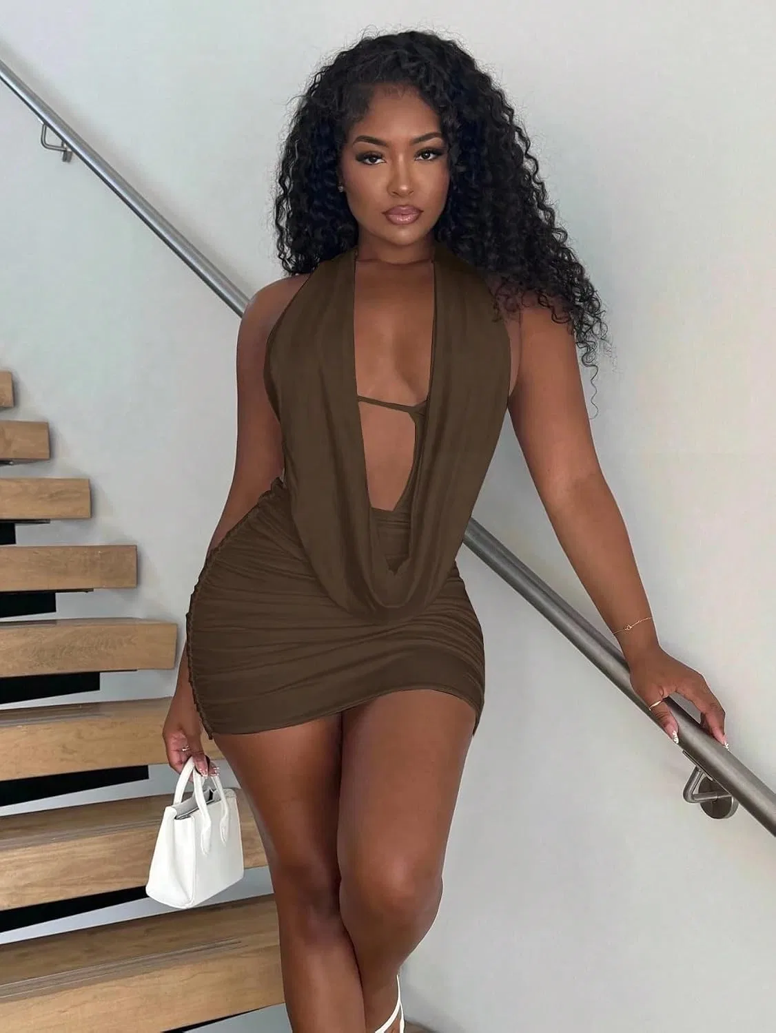 Женское облегающее платье Bodycon без рукавов с вырезом на спине, Coffee Brown — фото 2