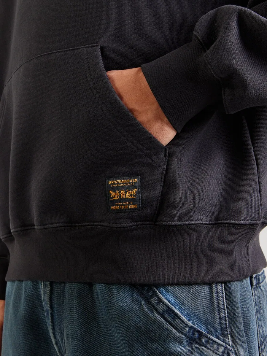 Свитшот LEVI'S "Workwear" черного цвета — фото 3