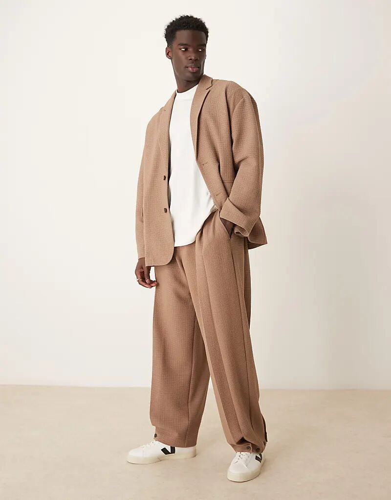 

Мягкие широкие брюки ASOS DESIGN из коричневого сирсакера