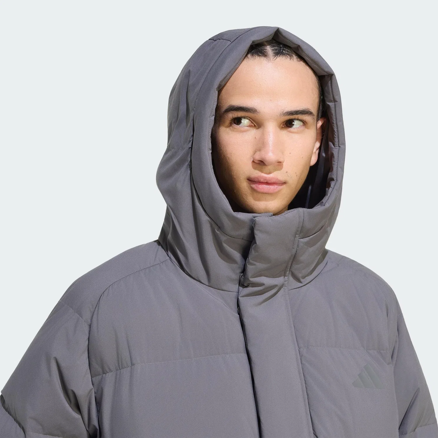 Женская утепленная куртка с капюшоном Helionic Puffer Jacke Kapuze, Adidas, Kohlengrau — фото 4
