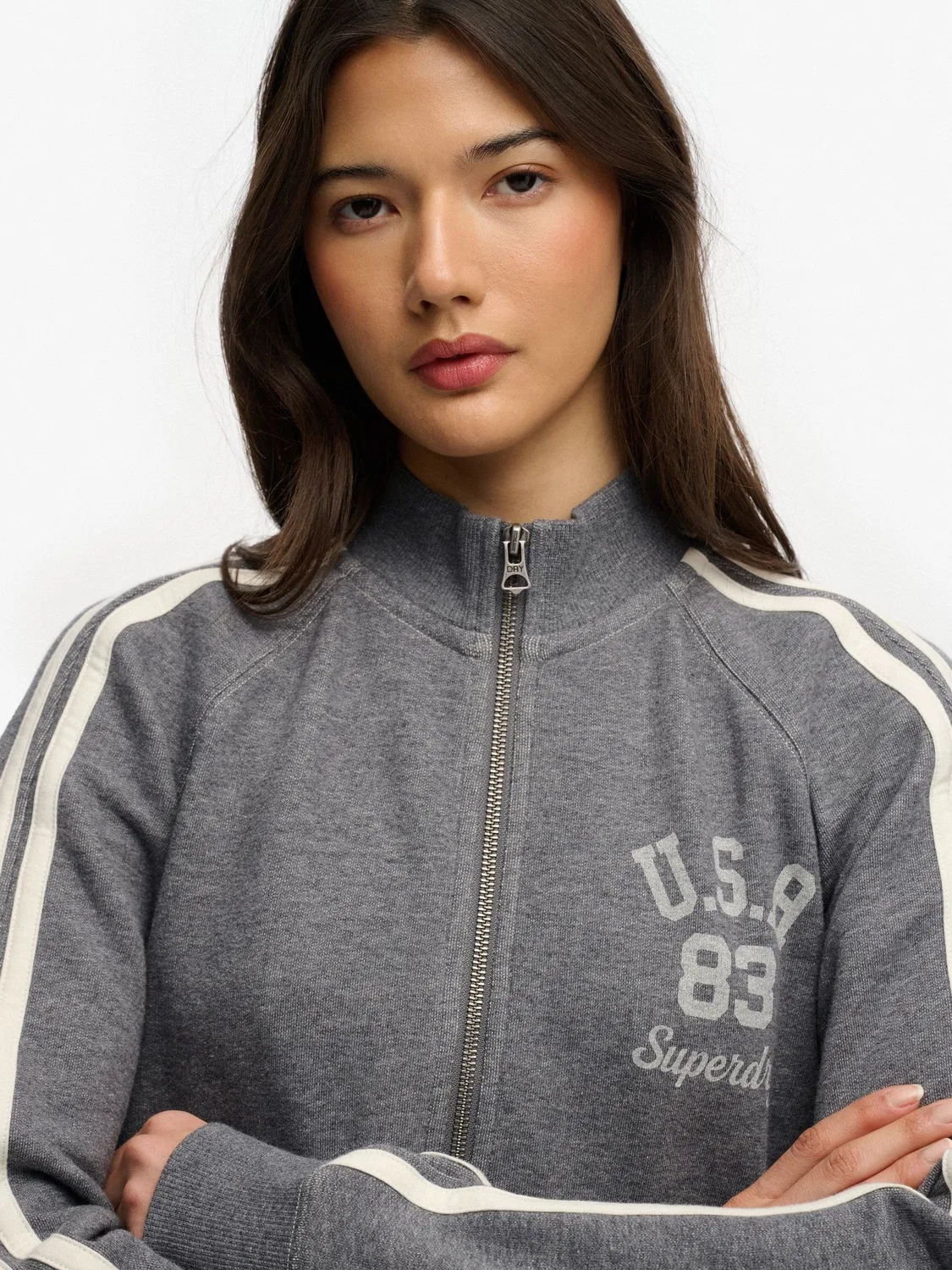 Толстовка Athletic Essentials Superdry, серый — фото 3