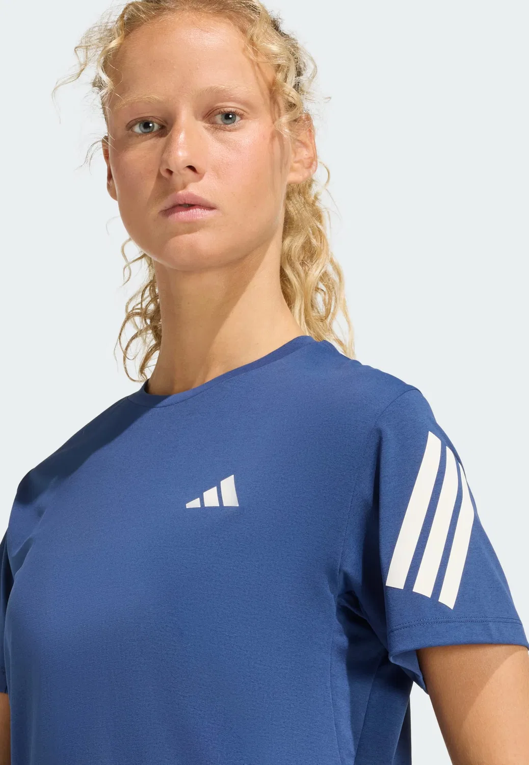 Спортивная футболка Adidas Performance Shirt Adi365 темно-синего цвета — фото 4