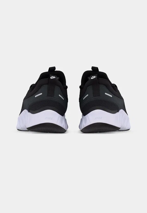 Кроссовки с защитой от холода Free Ride Unisex Nike Performance Black/White/Anthracite, белый/черный — фото 4