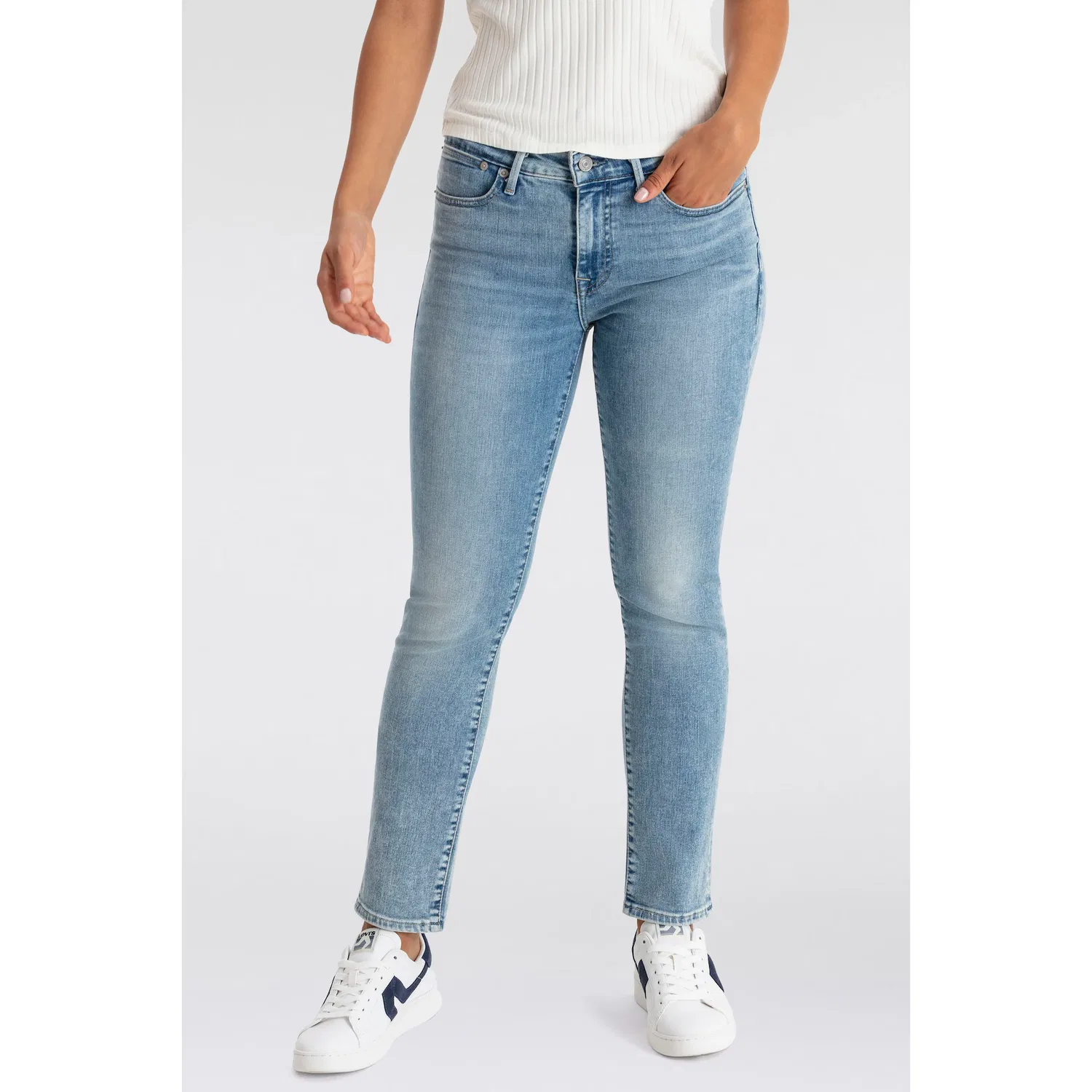 Женские джинсы с зауженным кроем Levi's, Blue Wave Light