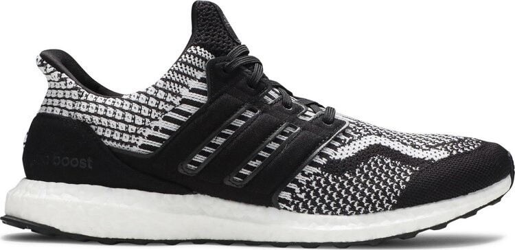 

Кроссовки Adidas UltraBoost 5.0 DNA 'Black White', черный