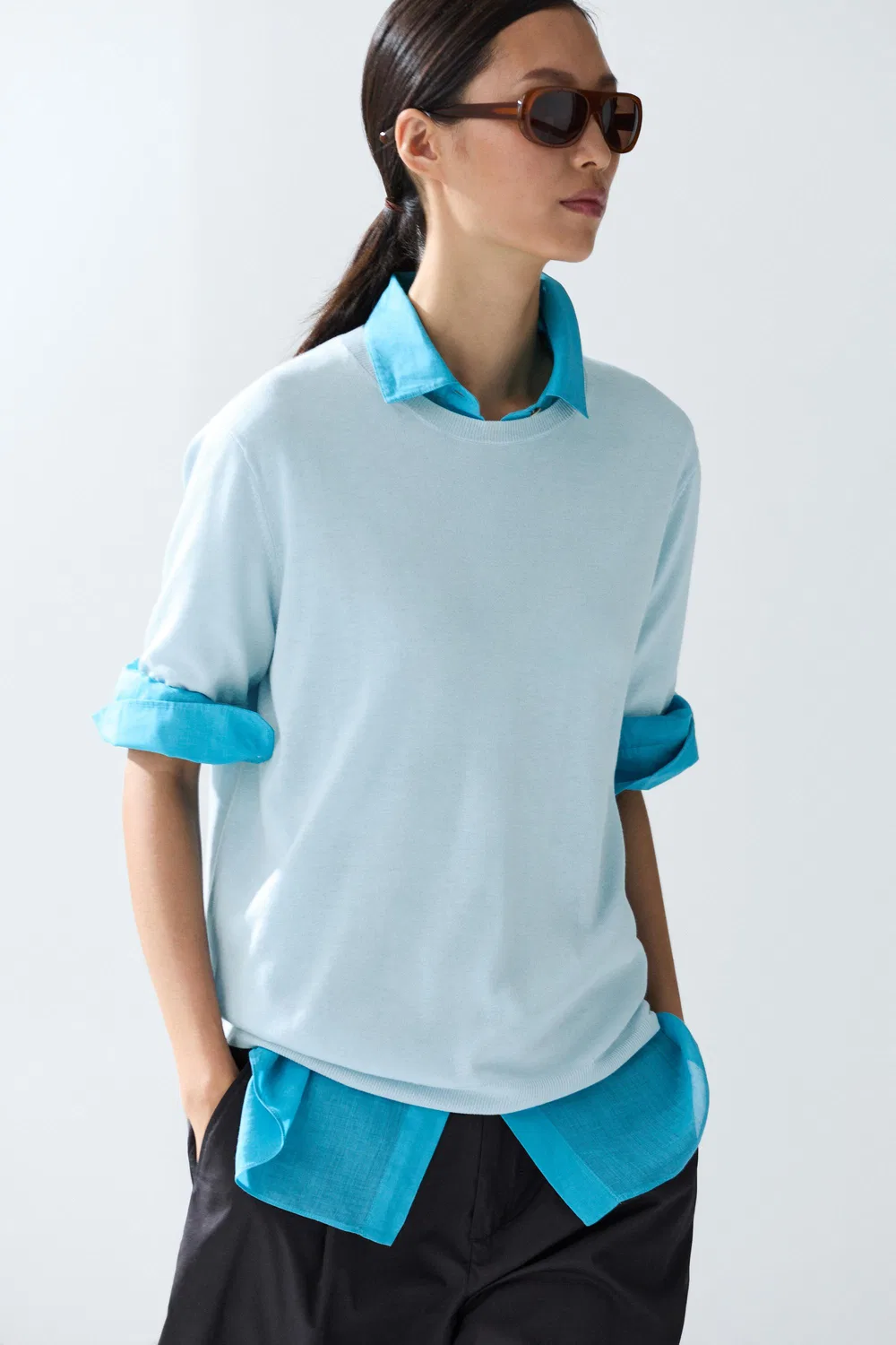 Свитер Massimo Dutti, тонкой вязки с короткими рукавами, светло-голубой — фото 3