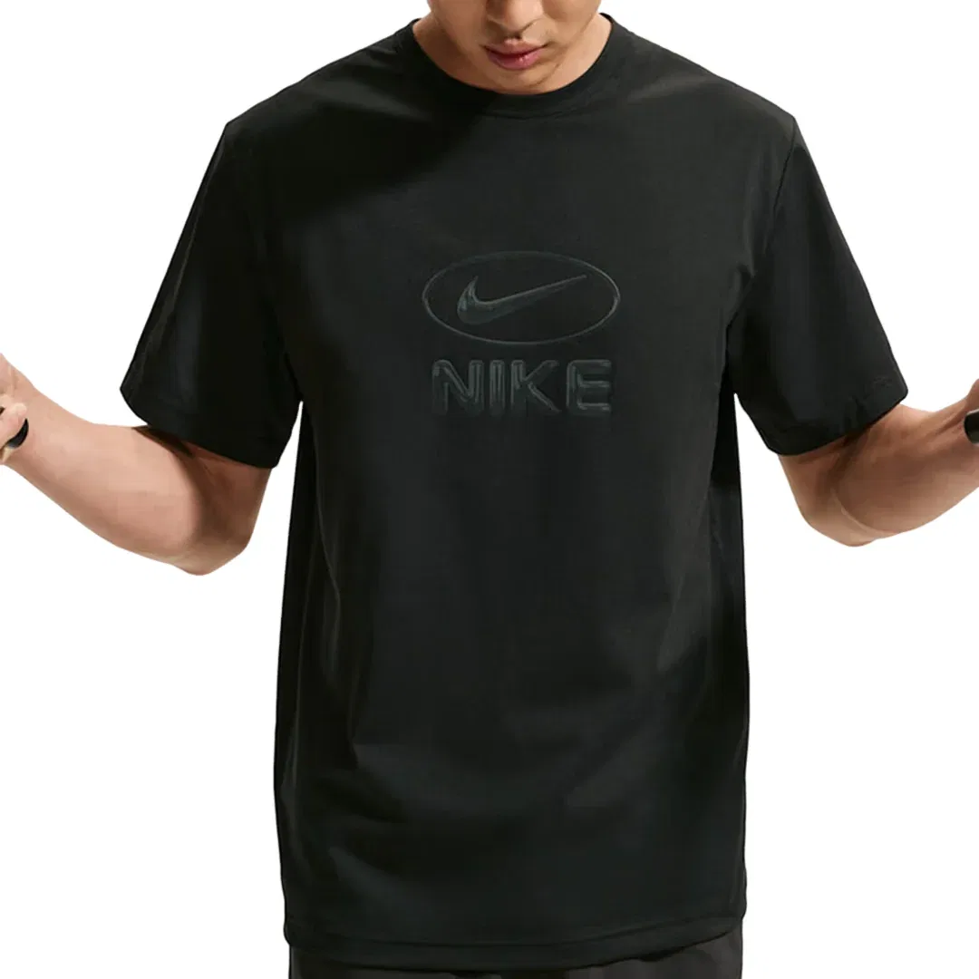 Мужская футболка для тренировок Hyverse Dri-FIT UV Protection T-Shirt 'Black' Nike, черный — фото 2