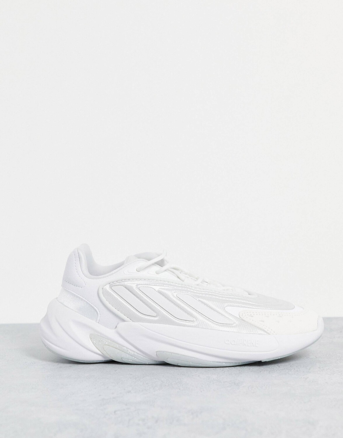 Женские кроссовки Adidas Originals Ozelia, белый — фото 4