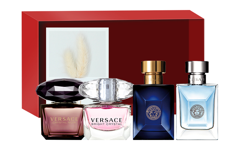 

Набор миниатюр парфюмов Italian Elegance из четырех флаконов Eau De Parfum и Eau De Toilette по 5 мл VERSACE